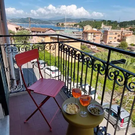 Moderno Appartamento Vista Mare, Con Parcheggio Privato Porto Venere Exterior foto