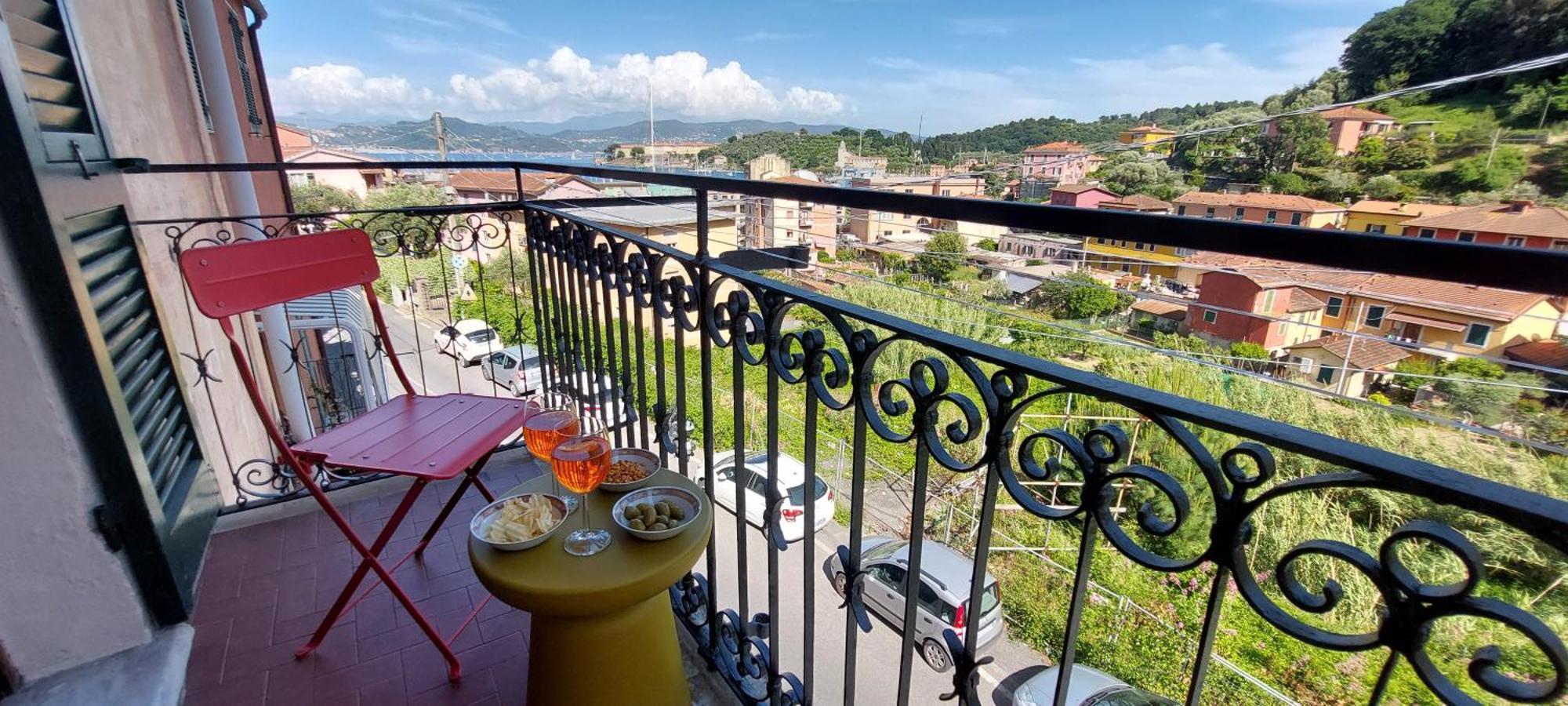 Apartment Moderno Vista Mare, Con Parcheggio Privato *