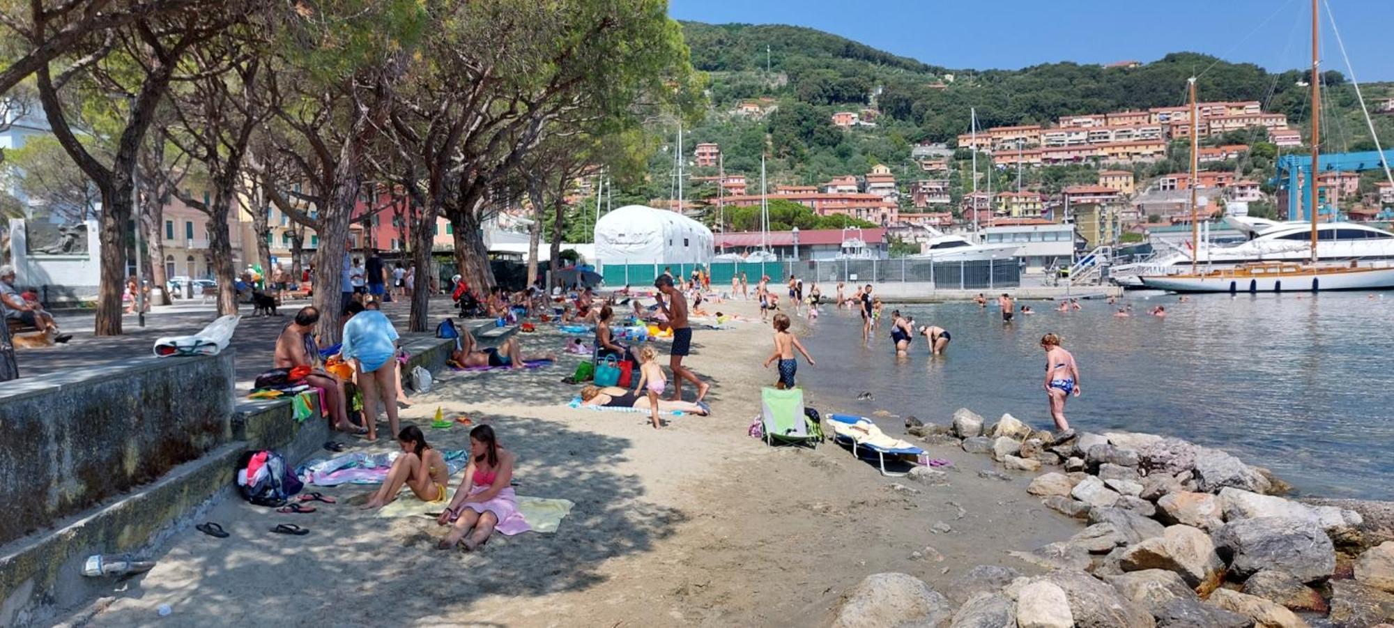 Moderno Vista Mare, Con Parcheggio Privato
